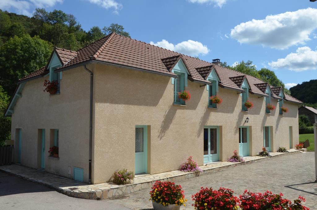 Logis Auberge De L'Allagnonette Saint-Poncy Exterior photo